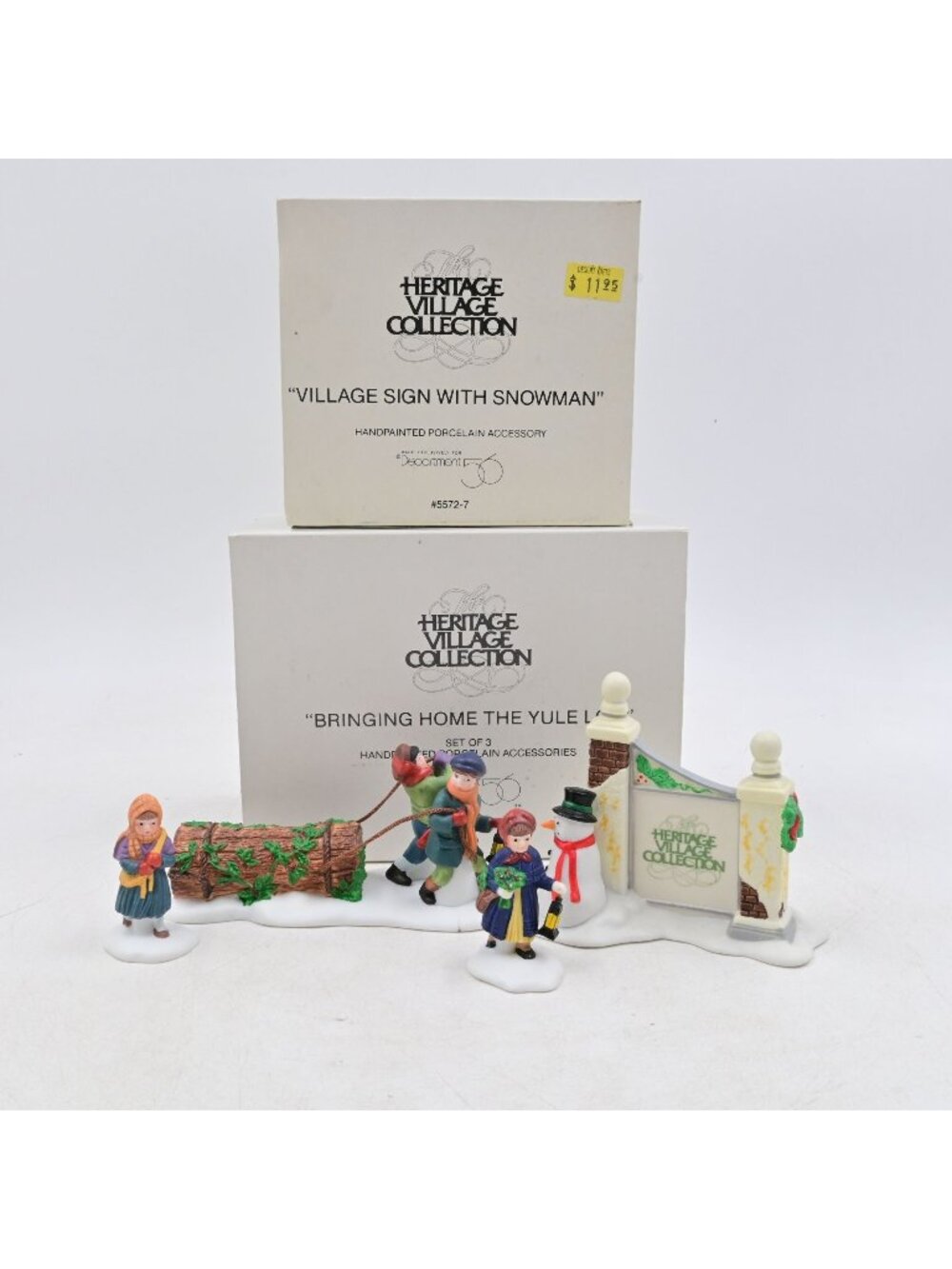 Department 56  Village Sign With Snowman & Bringing Home The Yule Log Boxed